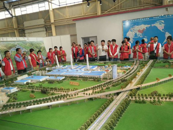 鸿运国际[中国]最新官方网站迎来海南经销商考察团